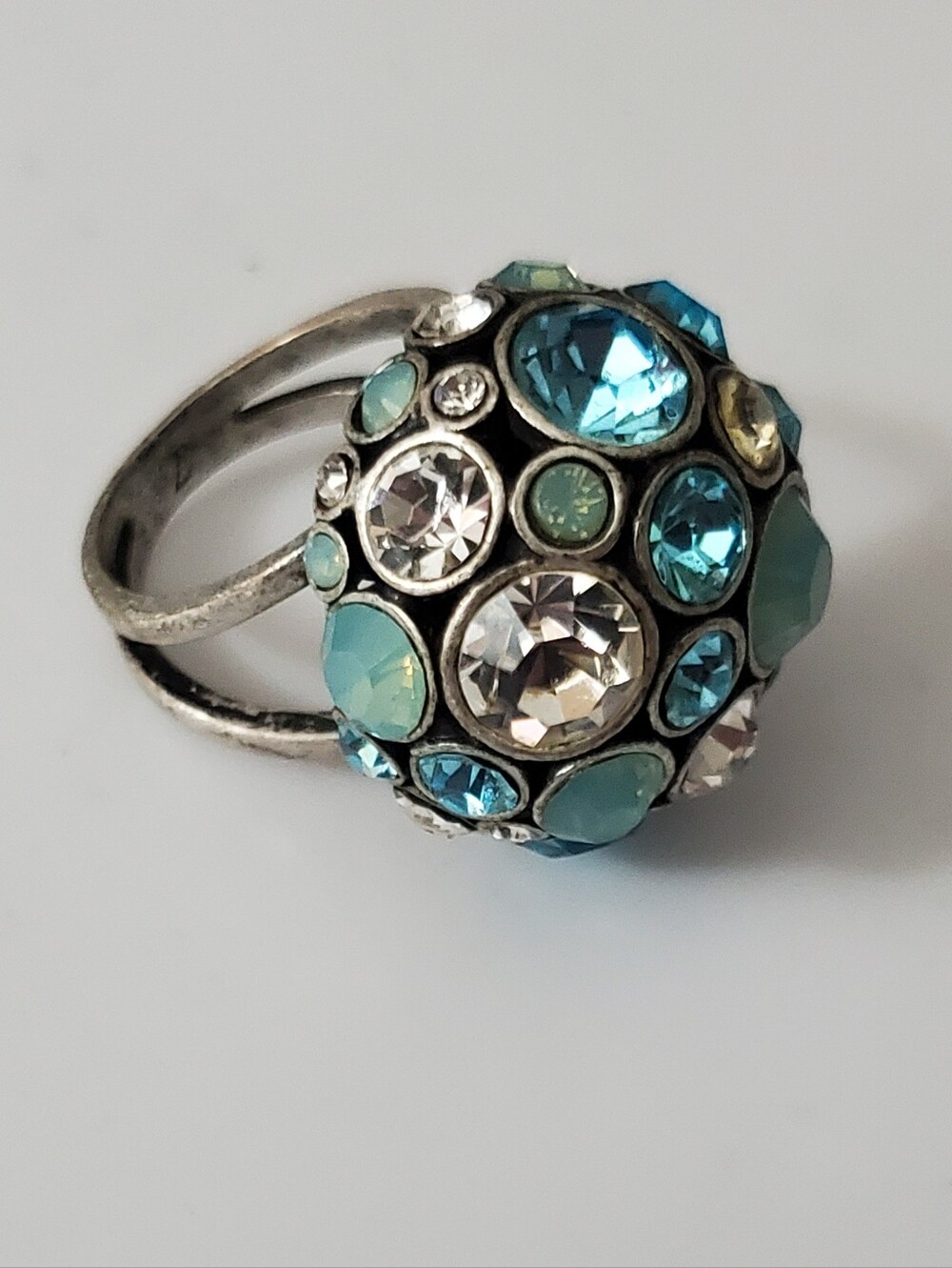 Fossil Vintage Style Dome Ring Blue Rhinestones Silver Tone Sz 7 7.5